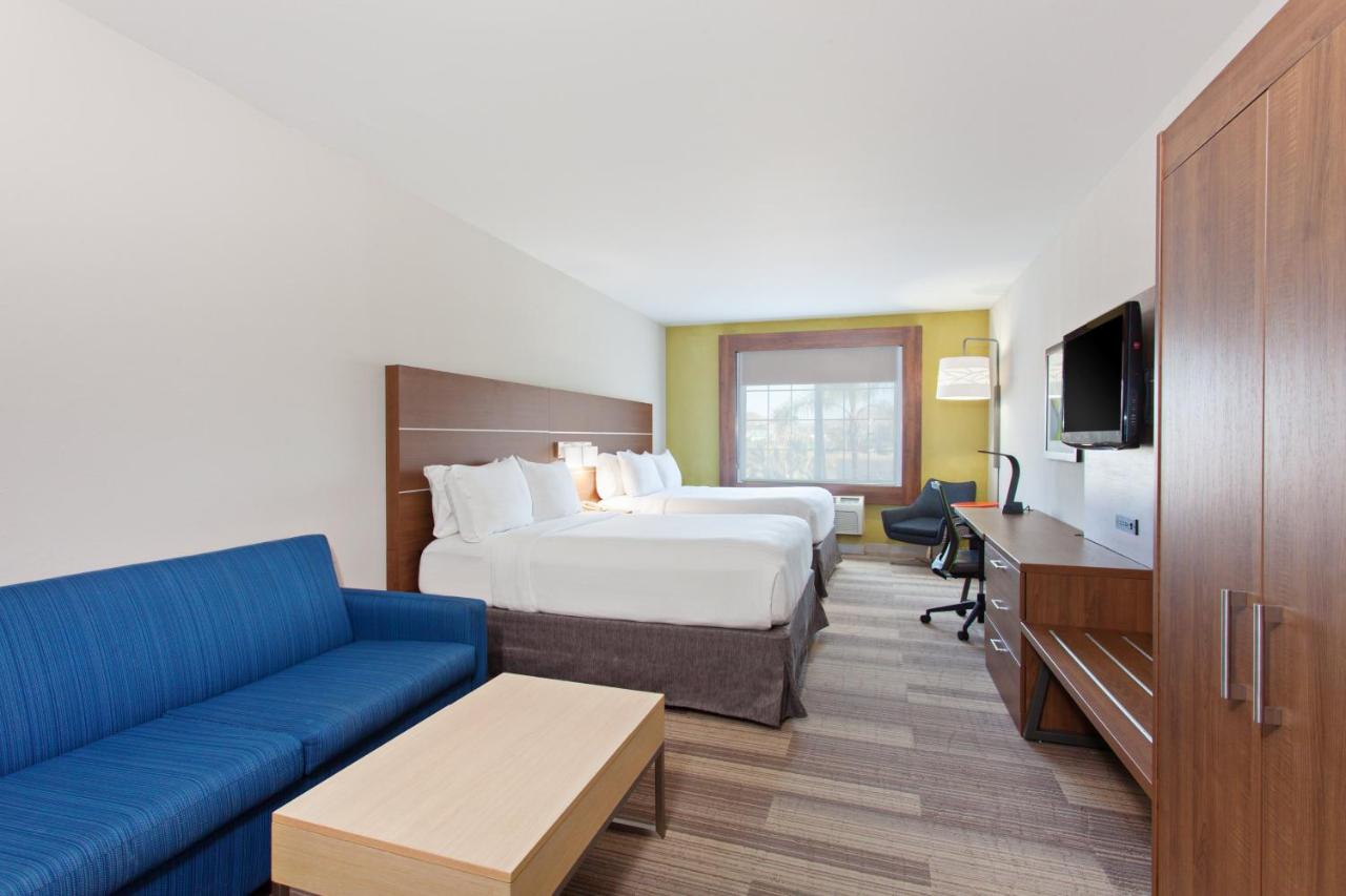 Queen Studio with Two Queen Beds at Holiday Inn Express & Suites Corona by IHG