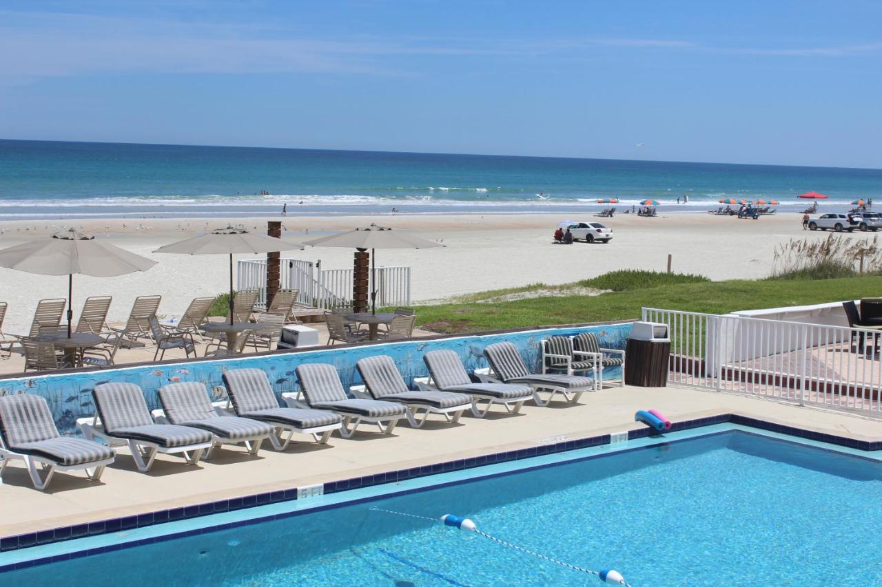  | Shoreline Suites & Cabana Cottages – Beachfront