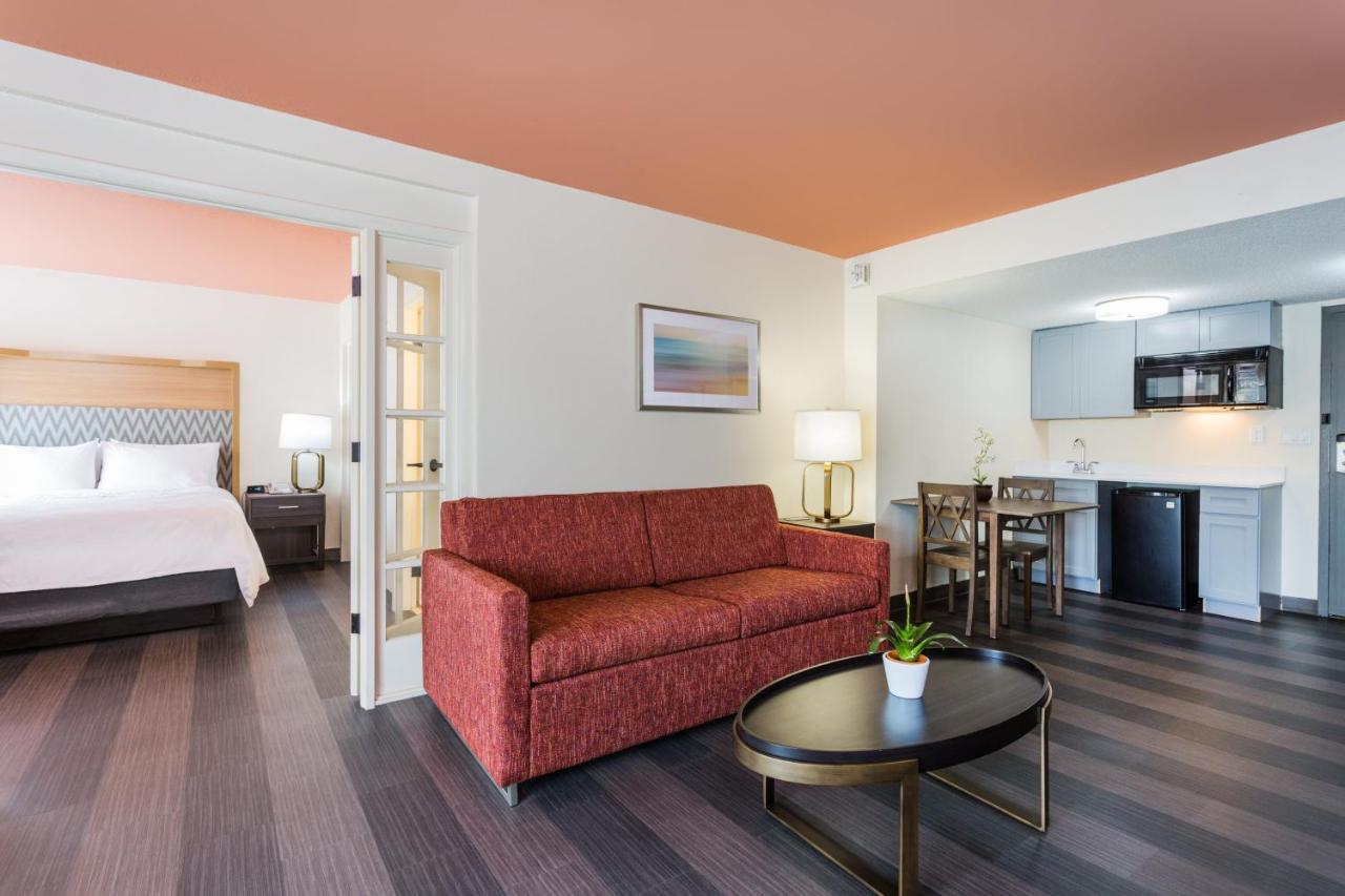 | Holiday Inn Timonium, an IHG Hotel