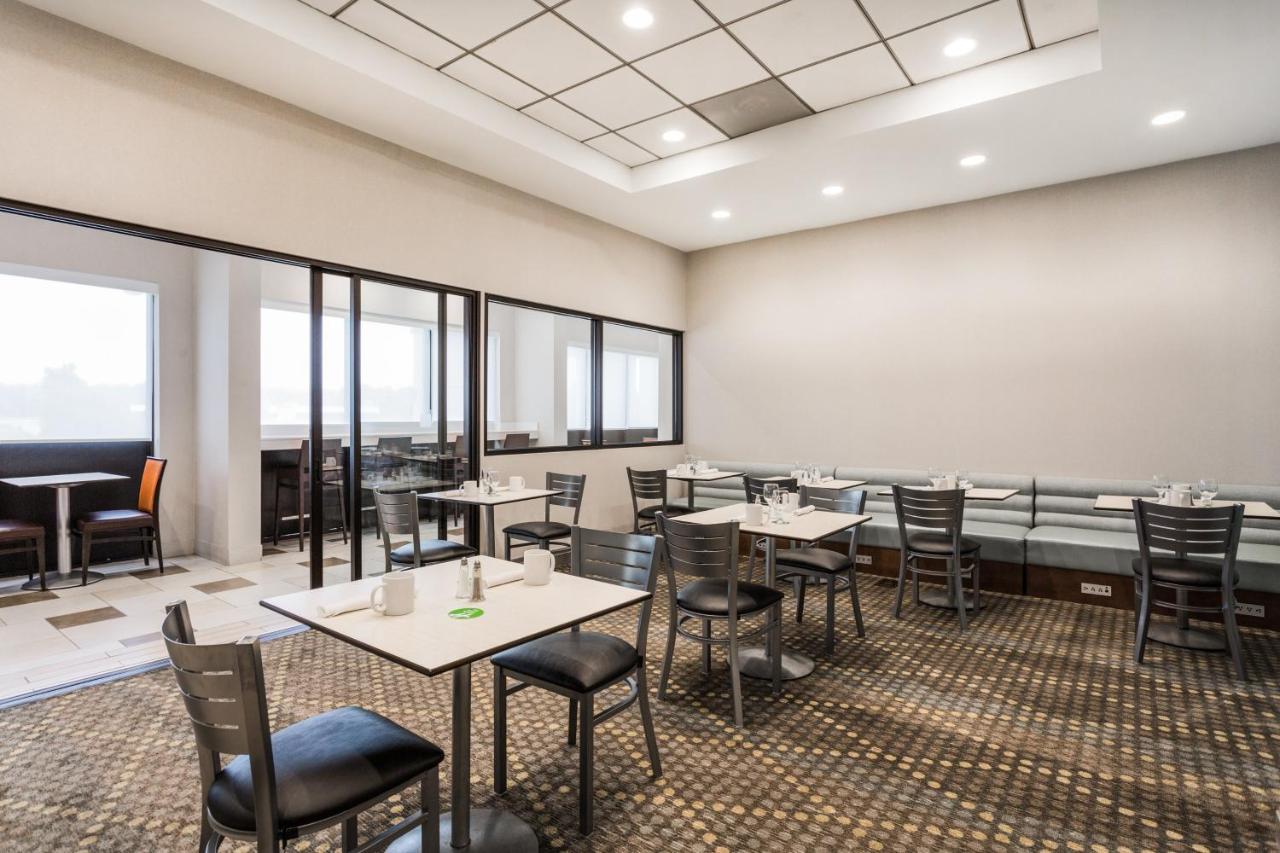 | Holiday Inn Timonium, an IHG Hotel
