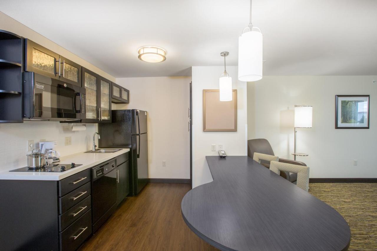 | Candlewood Suites - Omaha Millard Area, an IHG Hotel