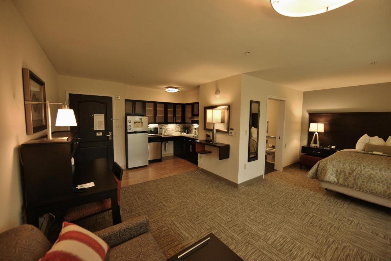 | Staybridge Suites Syracuse Liverpool, an IHG Hotel