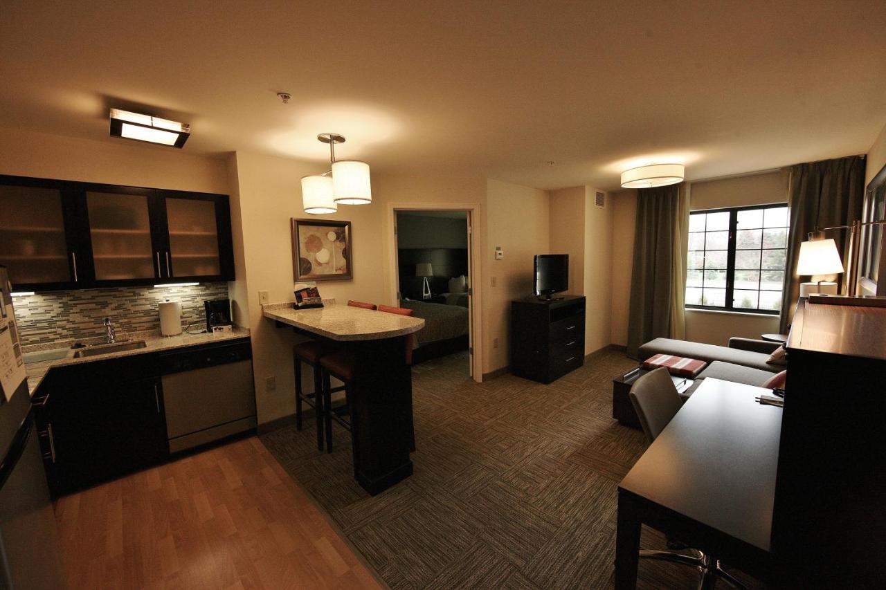 | Staybridge Suites Syracuse Liverpool, an IHG Hotel