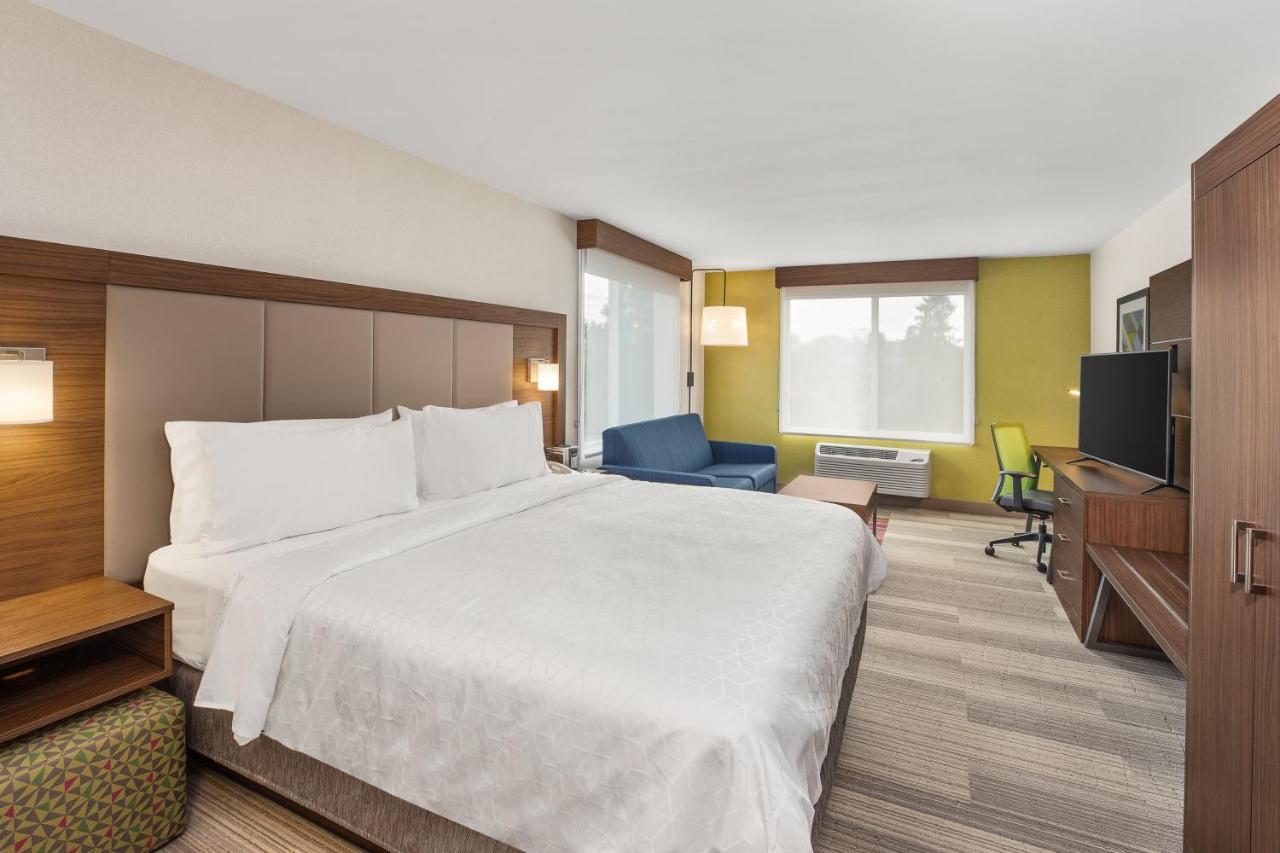  | Holiday Inn Express Hotel & Suites Tacoma, an IHG Hotel