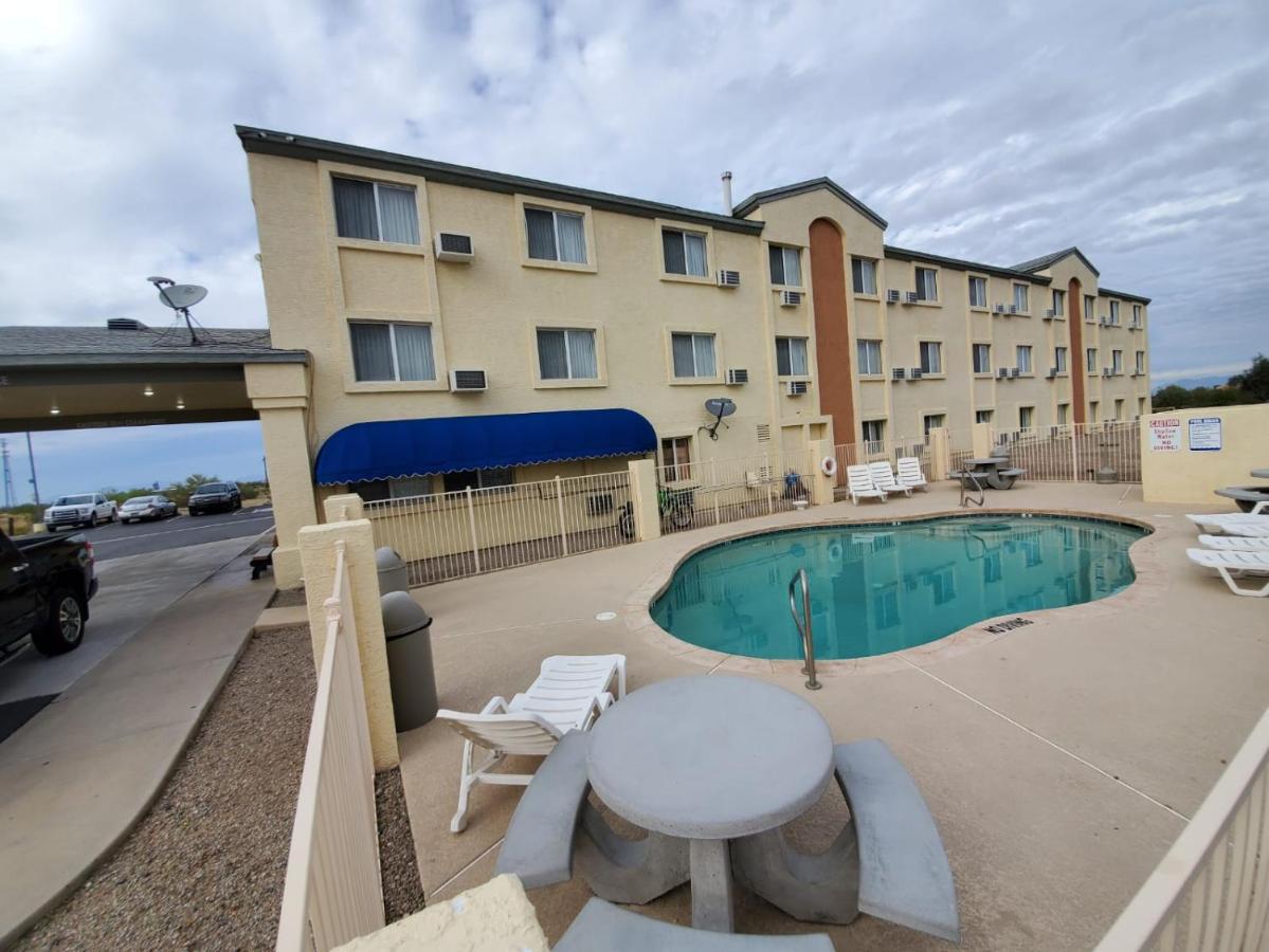 | Americas Choice Inn & Suites