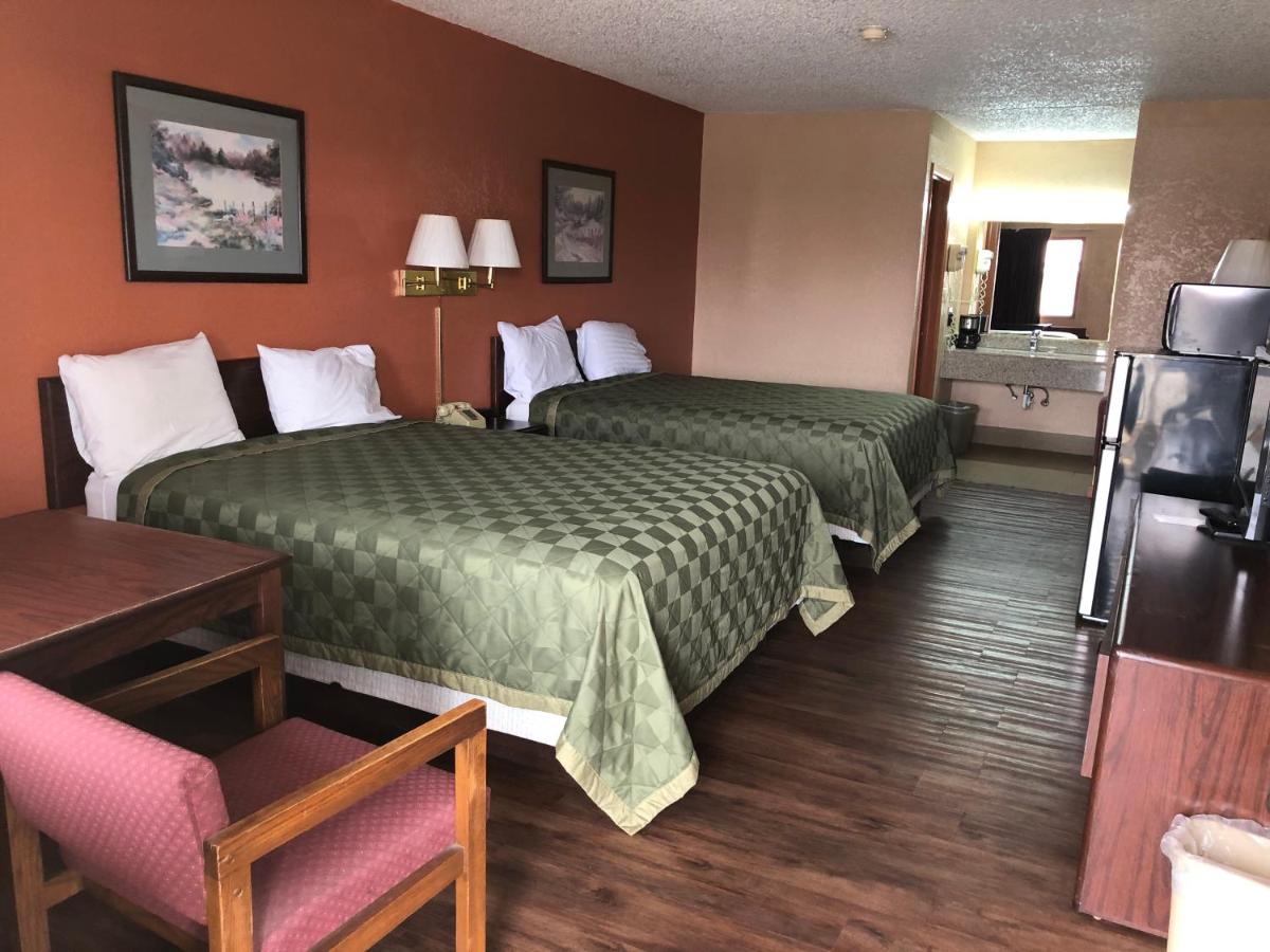 | Lone Star Inn