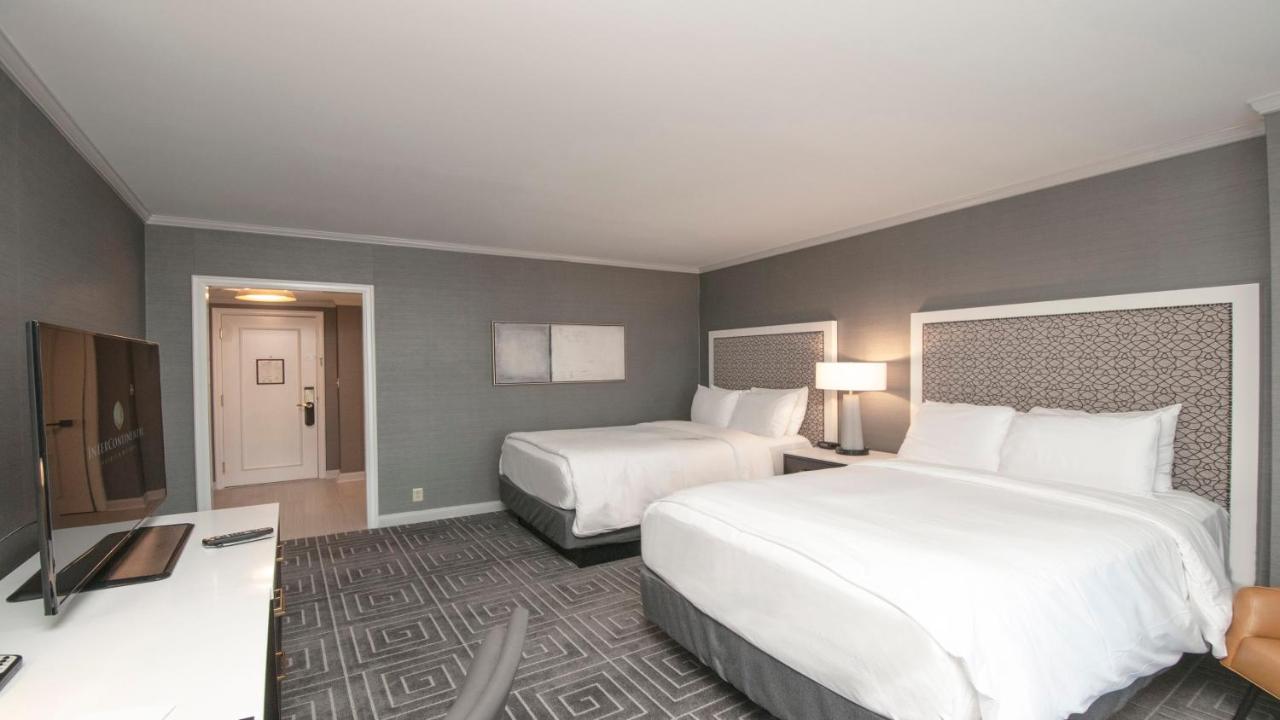 Classic Double Room with Two Double Beds, Balcony and Plaza View at InterContinental Kansas City at The Plaza by IHG