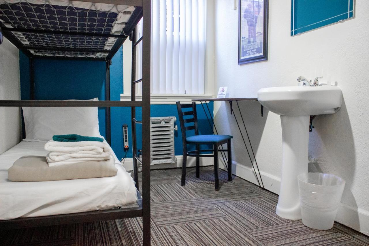 | 11th Avenue Hostel