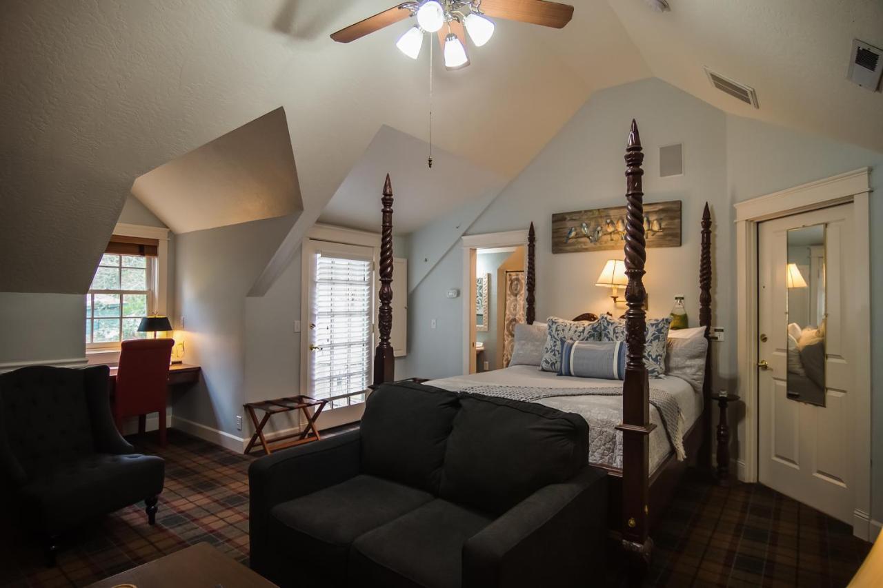  | The Campbell House Inn