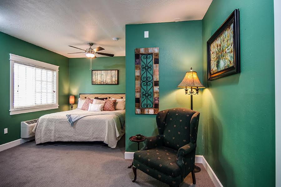  | The Campbell House Inn