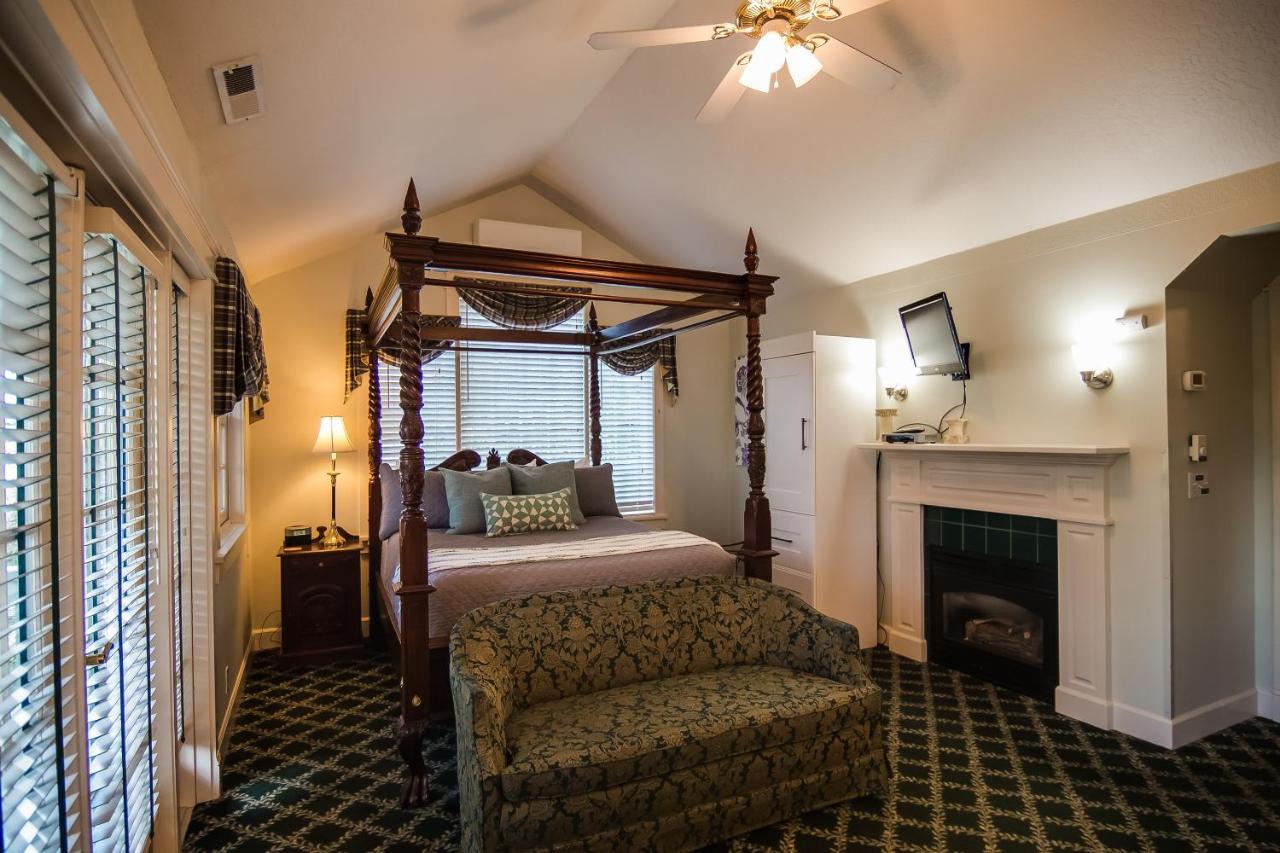  | The Campbell House Inn