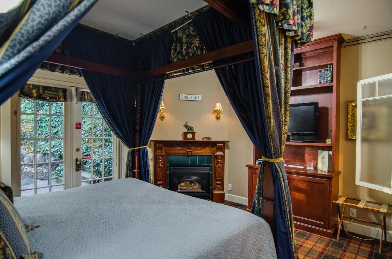  | The Campbell House Inn