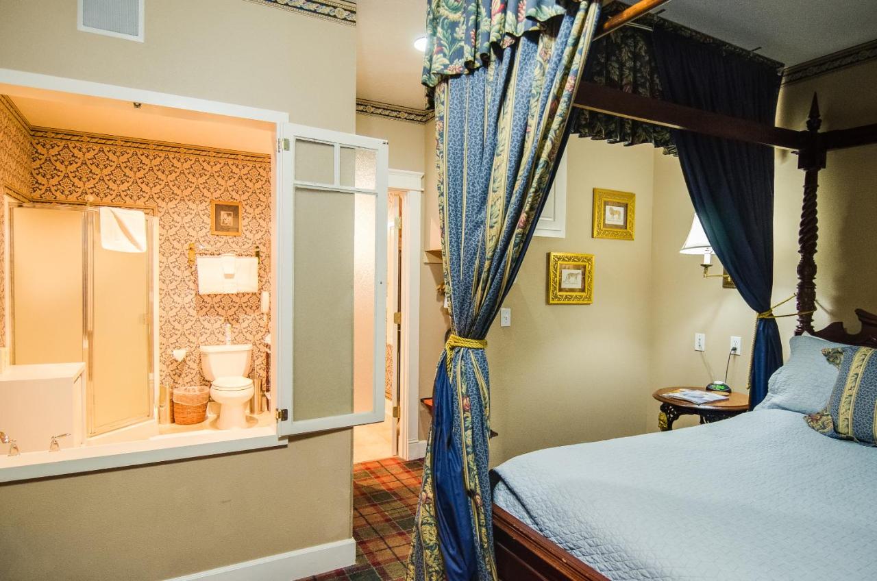  | The Campbell House Inn