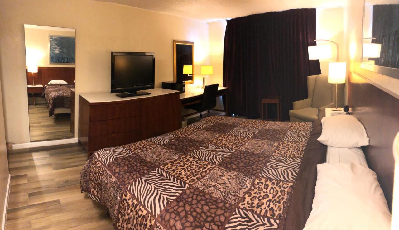 | Western Inn