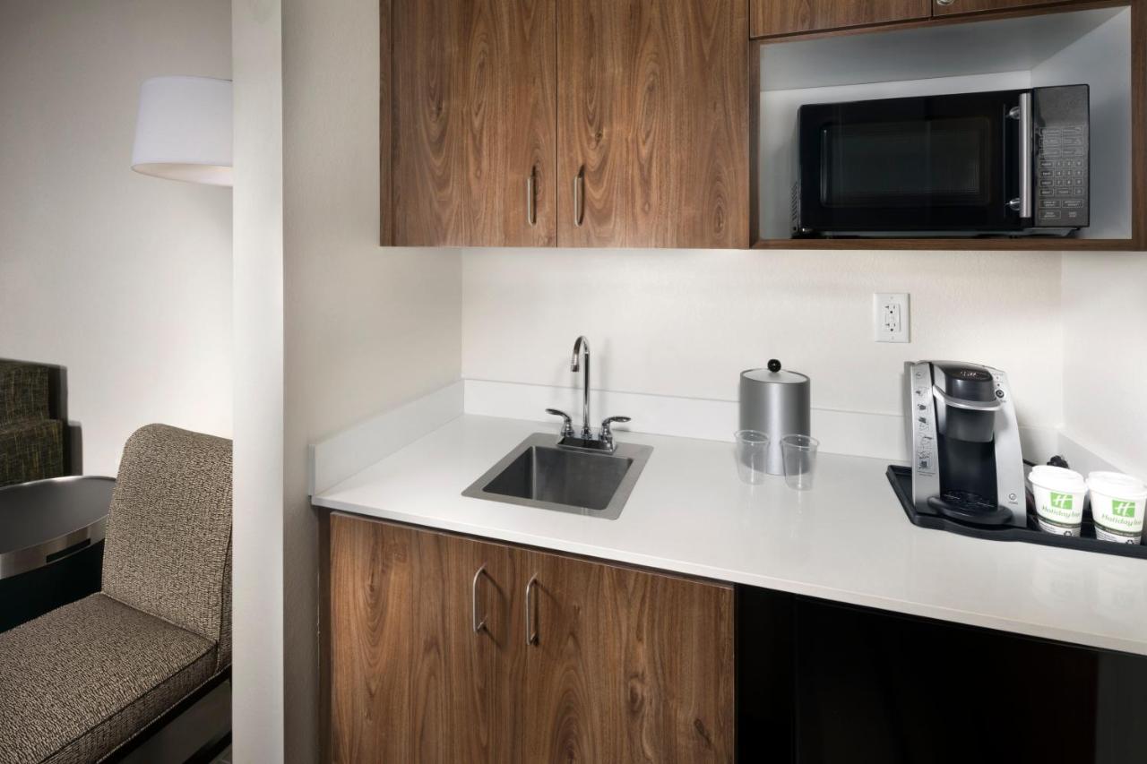 | Holiday Inn Hotel & Suites Arden - Asheville Airport, an IHG Hotel