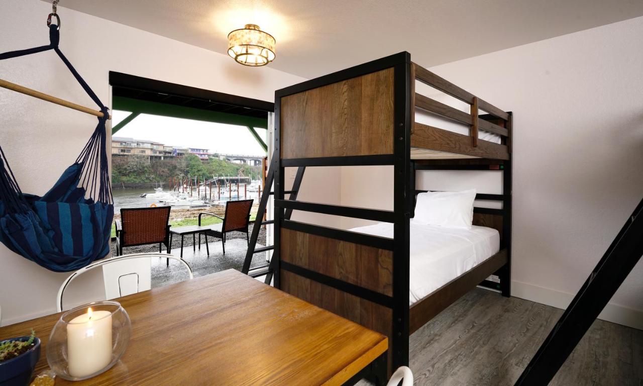 Twin Bunk Room at SCP Depoe Bay