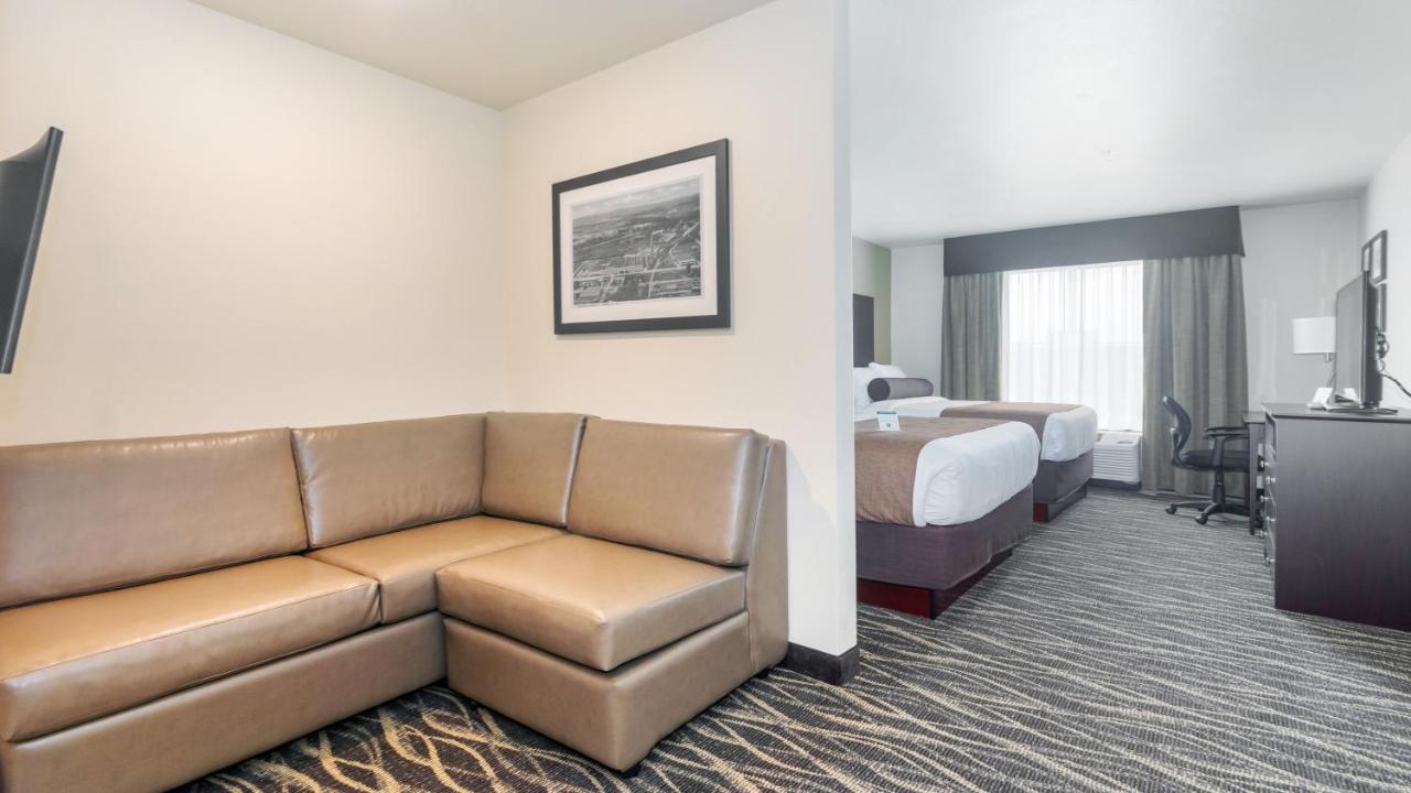  | Cobblestone Hotel & Suites - Janesville