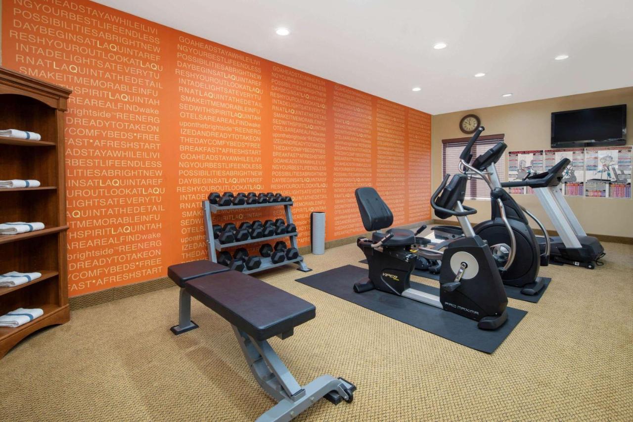 | La Quinta by Wyndham Atlanta Union City