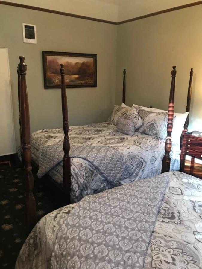  | The Campbell House Inn