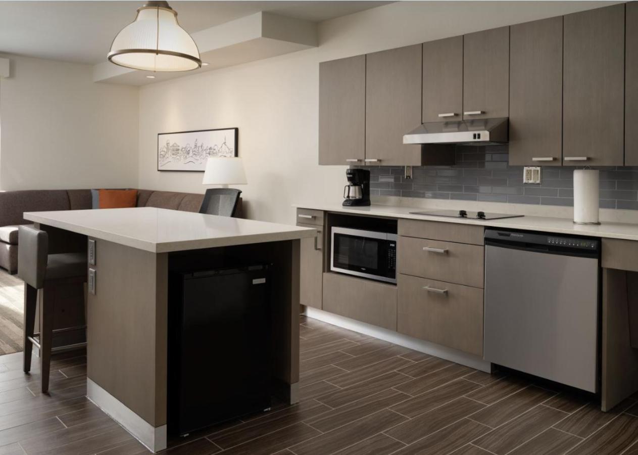 King Suite - Disability Access at Hyatt House San Jose Airport