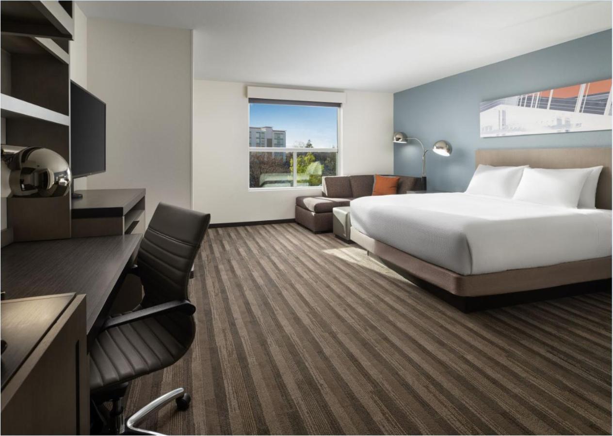 King Suite - Disability Access at Hyatt House San Jose Airport