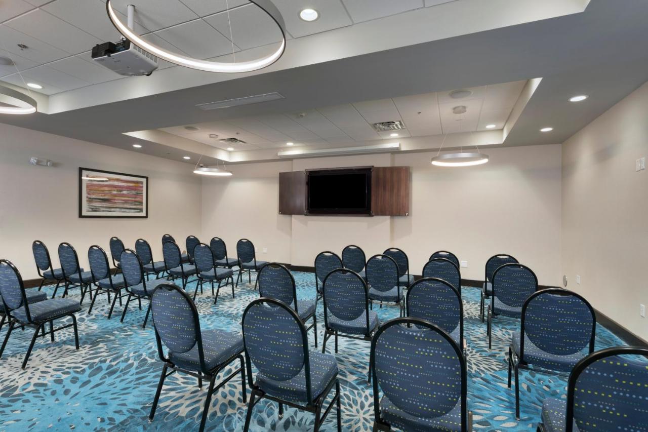| Holiday Inn Hotel & Suites Arden - Asheville Airport, an IHG Hotel