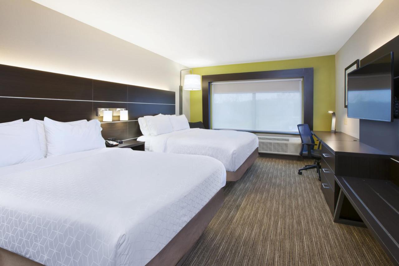 | Holiday Inn Express & Suites - Parkersburg East, an IHG Hotel