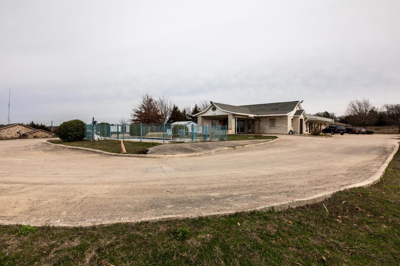 | OYO Hotel Decatur TX Hwy 287 Northwest