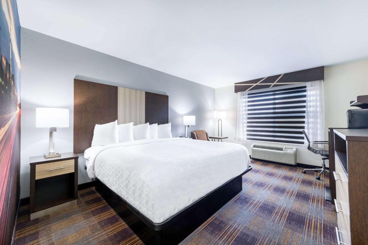 King Room - Non-Smoking at Clarion Pointe Madison Huntsville