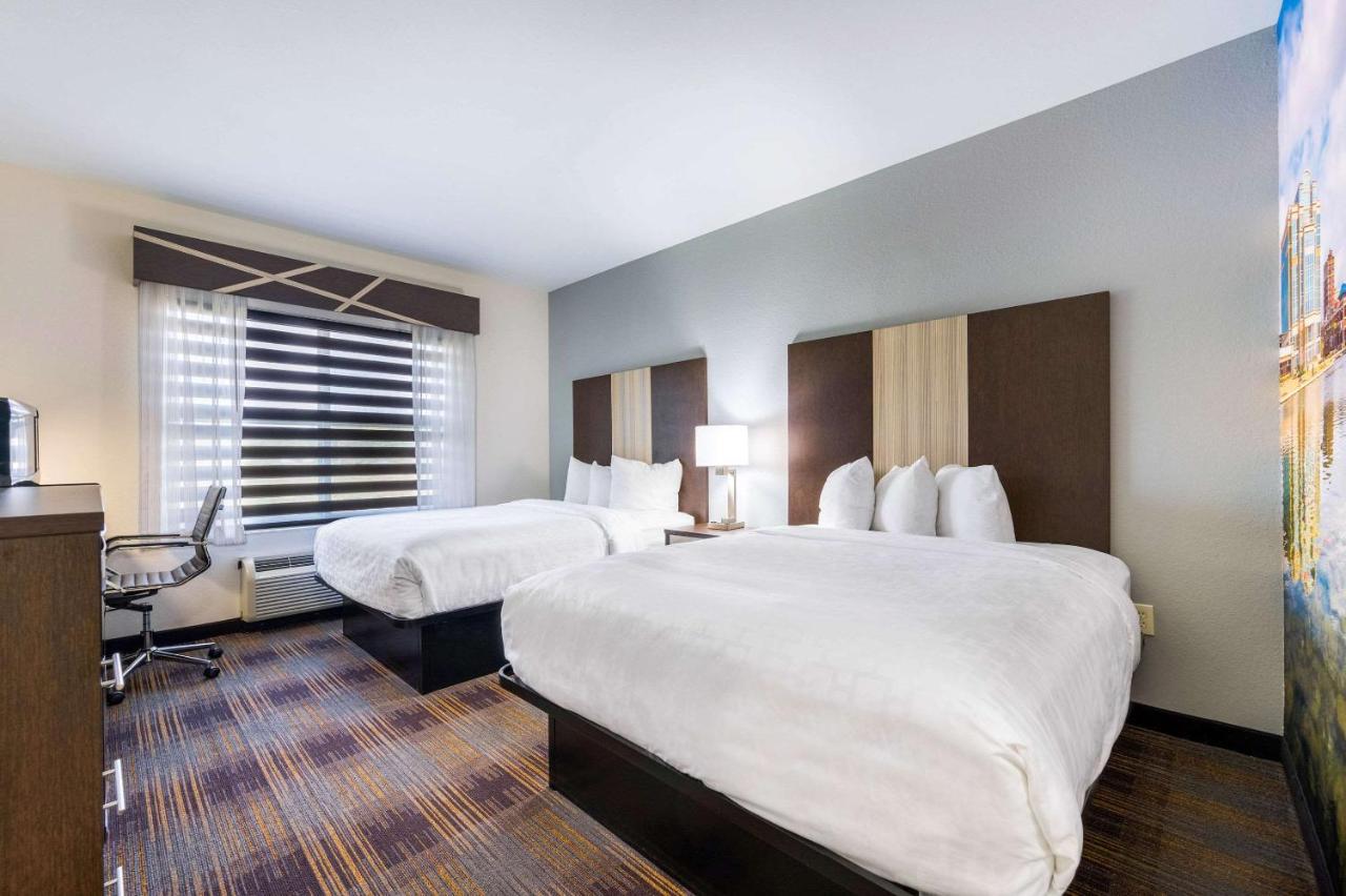 Queen Room with Two Queen Beds - Non-Smoking at Clarion Pointe Madison Huntsville