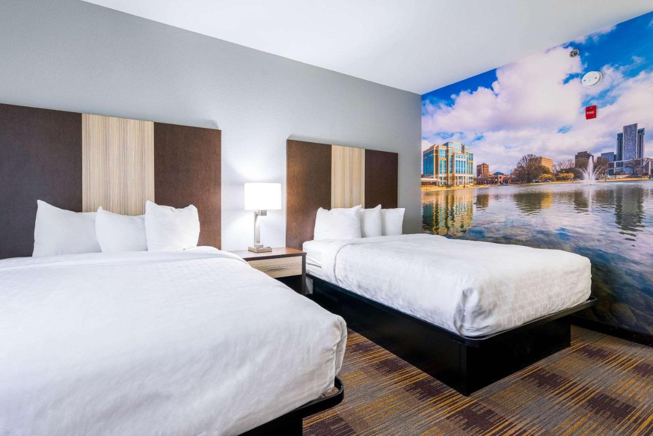 Queen Room with Two Queen Beds - Accessible/Non-Smoking at Clarion Pointe Madison Huntsville