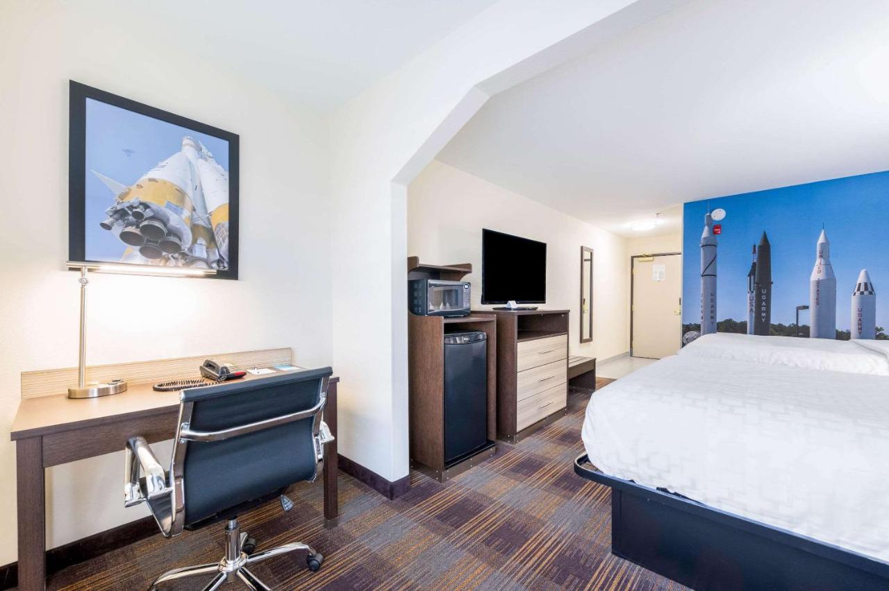 Queen Room with Two Queen Beds - Accessible/Non-Smoking at Clarion Pointe Madison Huntsville
