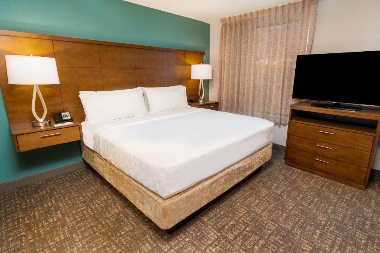 King Studio Suite - Hearing Accessible/Non-Smoking at Staybridge Suites Coeur d'Alene by IHG