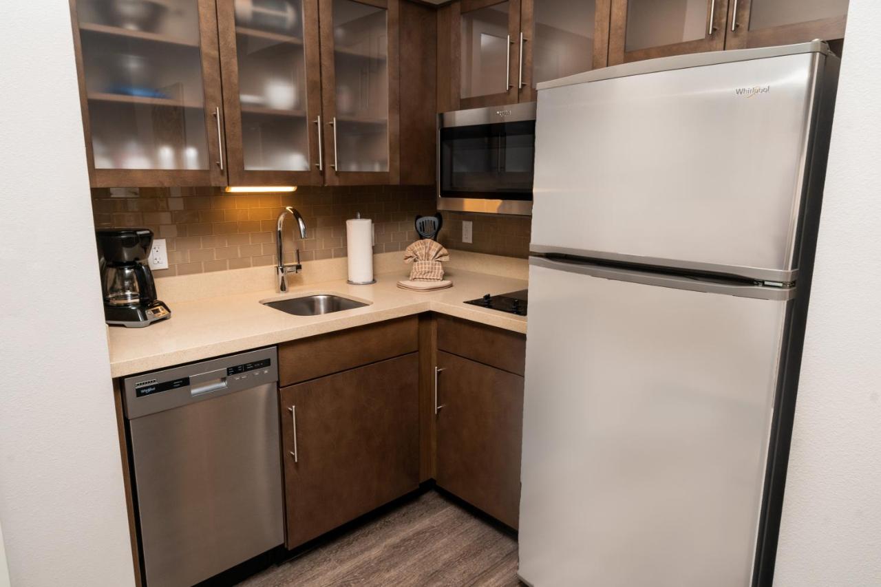 King Studio Suite - Hearing Accessible/Non-Smoking at Staybridge Suites Coeur d'Alene by IHG
