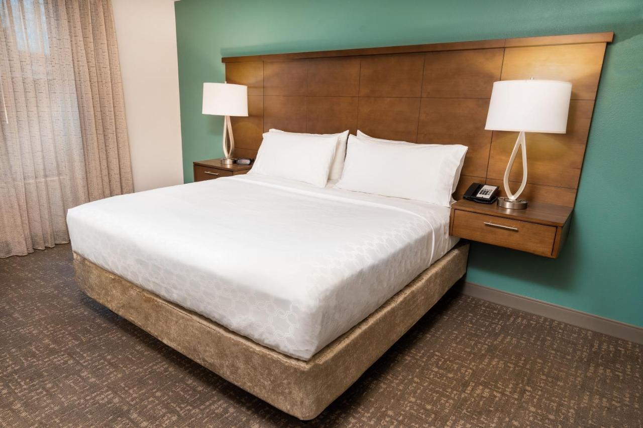 Two-Bedroom Suite - Hearing Accessible at Staybridge Suites Coeur d'Alene by IHG