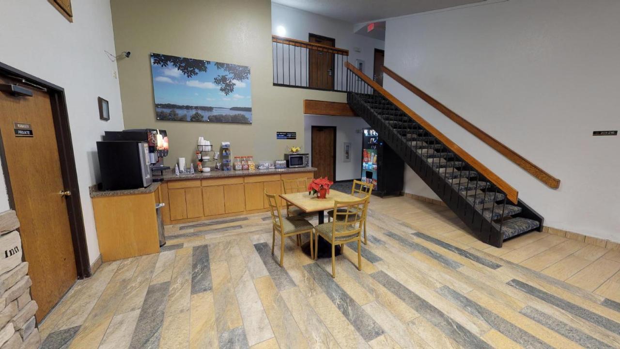 | Waconia Inn and Suites