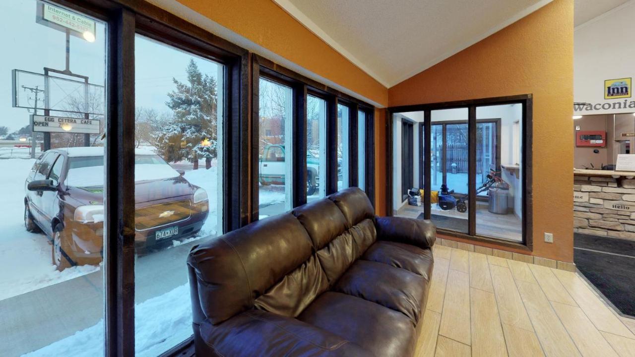 | Waconia Inn and Suites