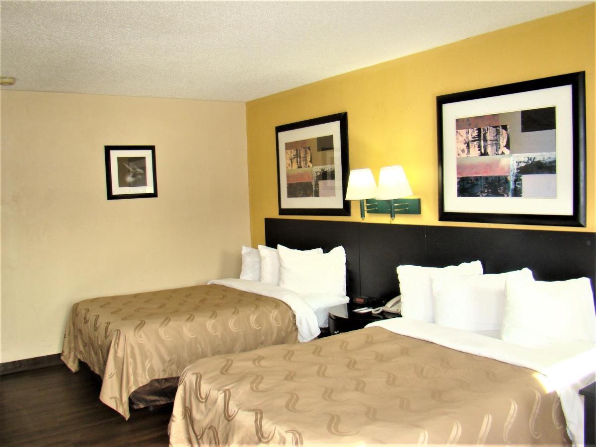 One-Bedroom Suite with Two Double Beds - Non-Smoking at Baymont by Wyndham Front Royal Near Shenandoah National Park