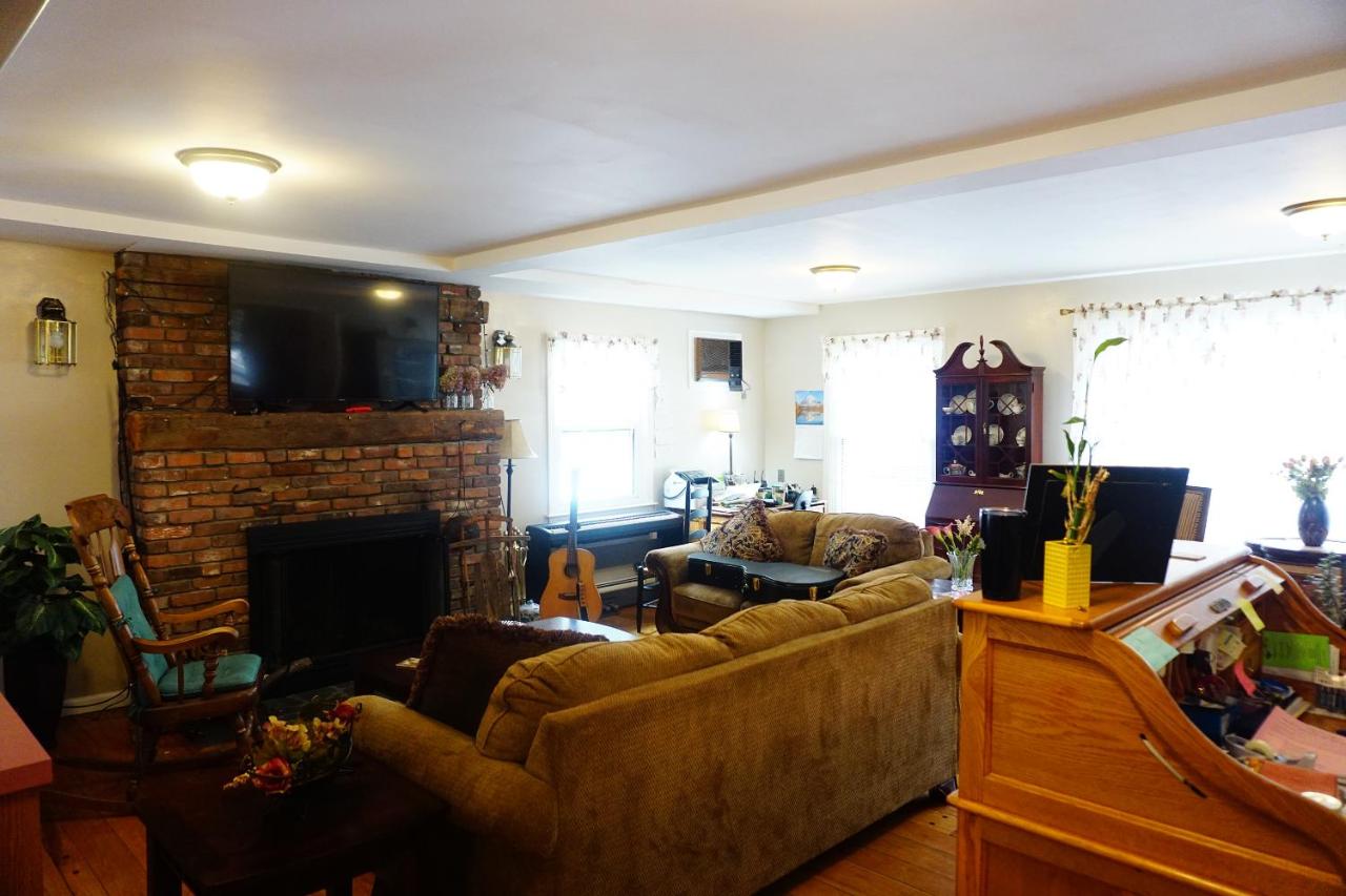  | Stay Berkshires - A Country Inn