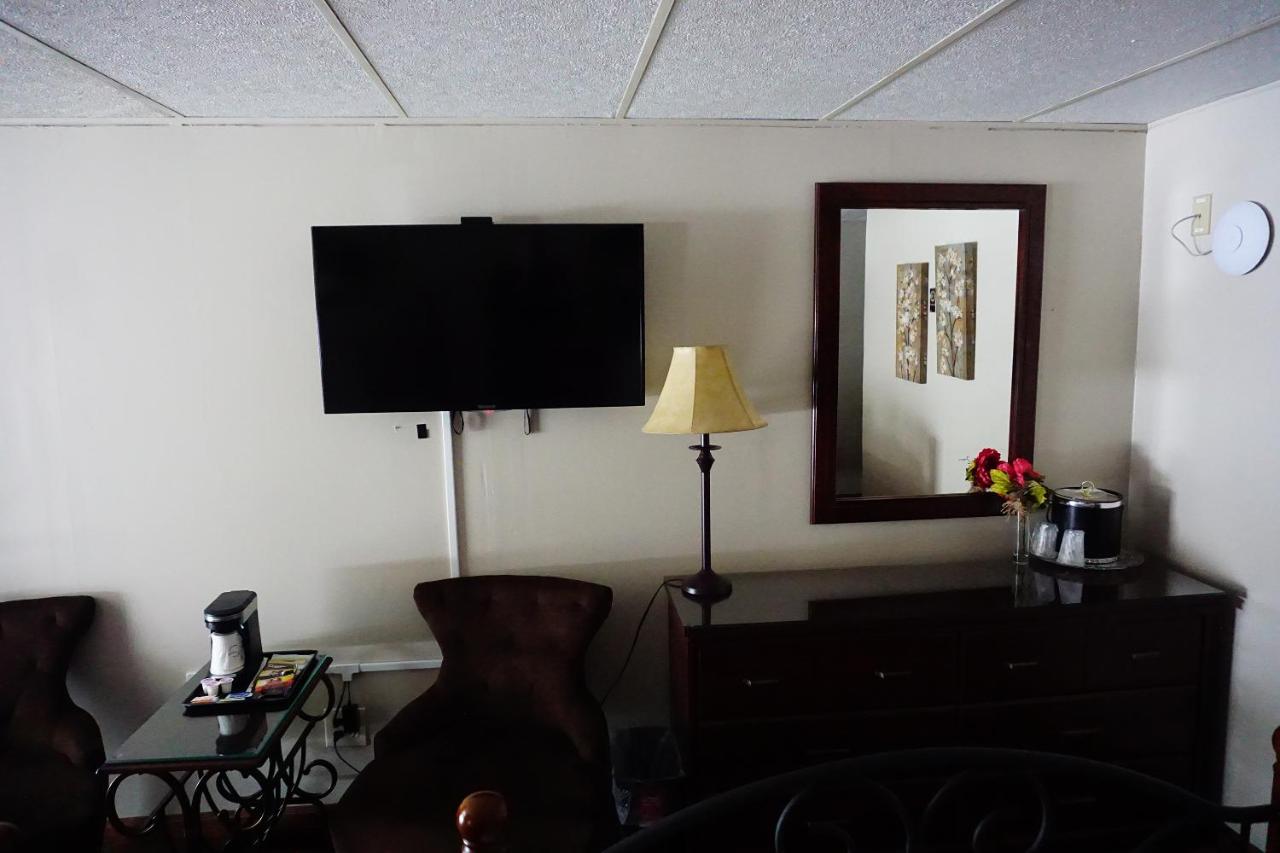  | Stay Berkshires - A Country Inn