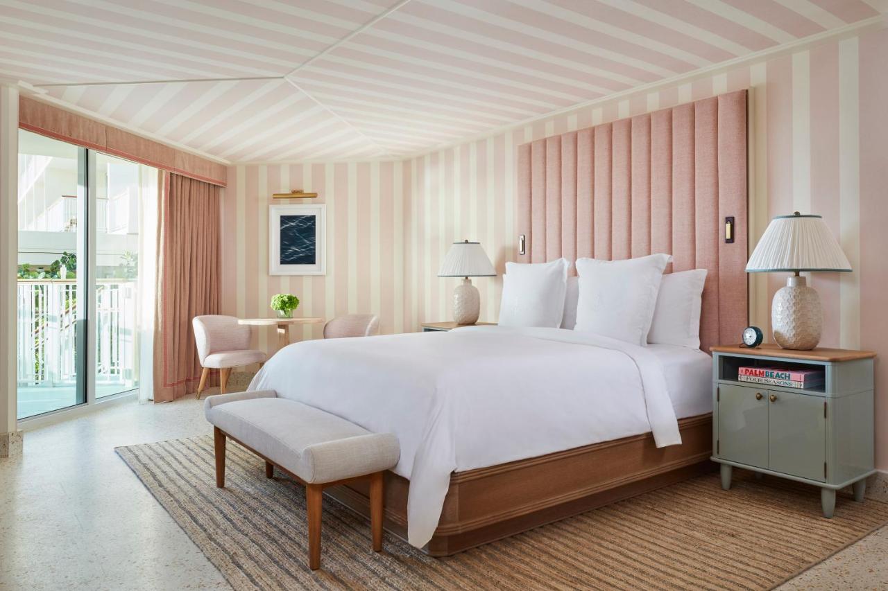  Cabana King Room with Terrace and Ocean View at Four Seasons Resort Palm Beach