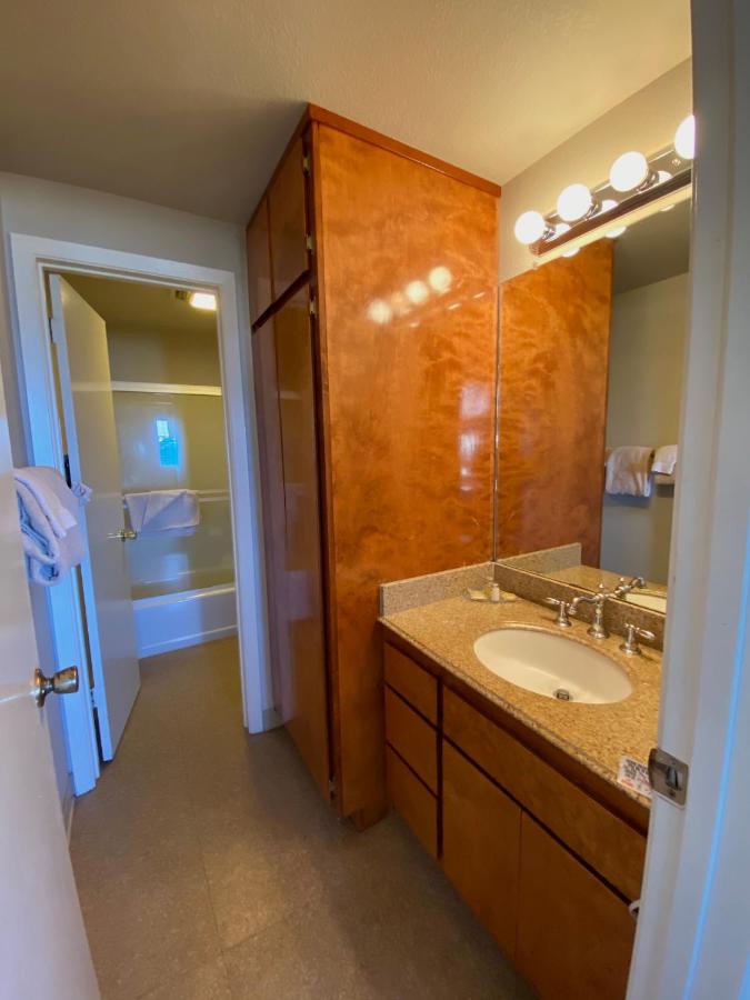 One-Bedroom Apartment - Loft at Tahoe Lakeshore Lodge & Spa
