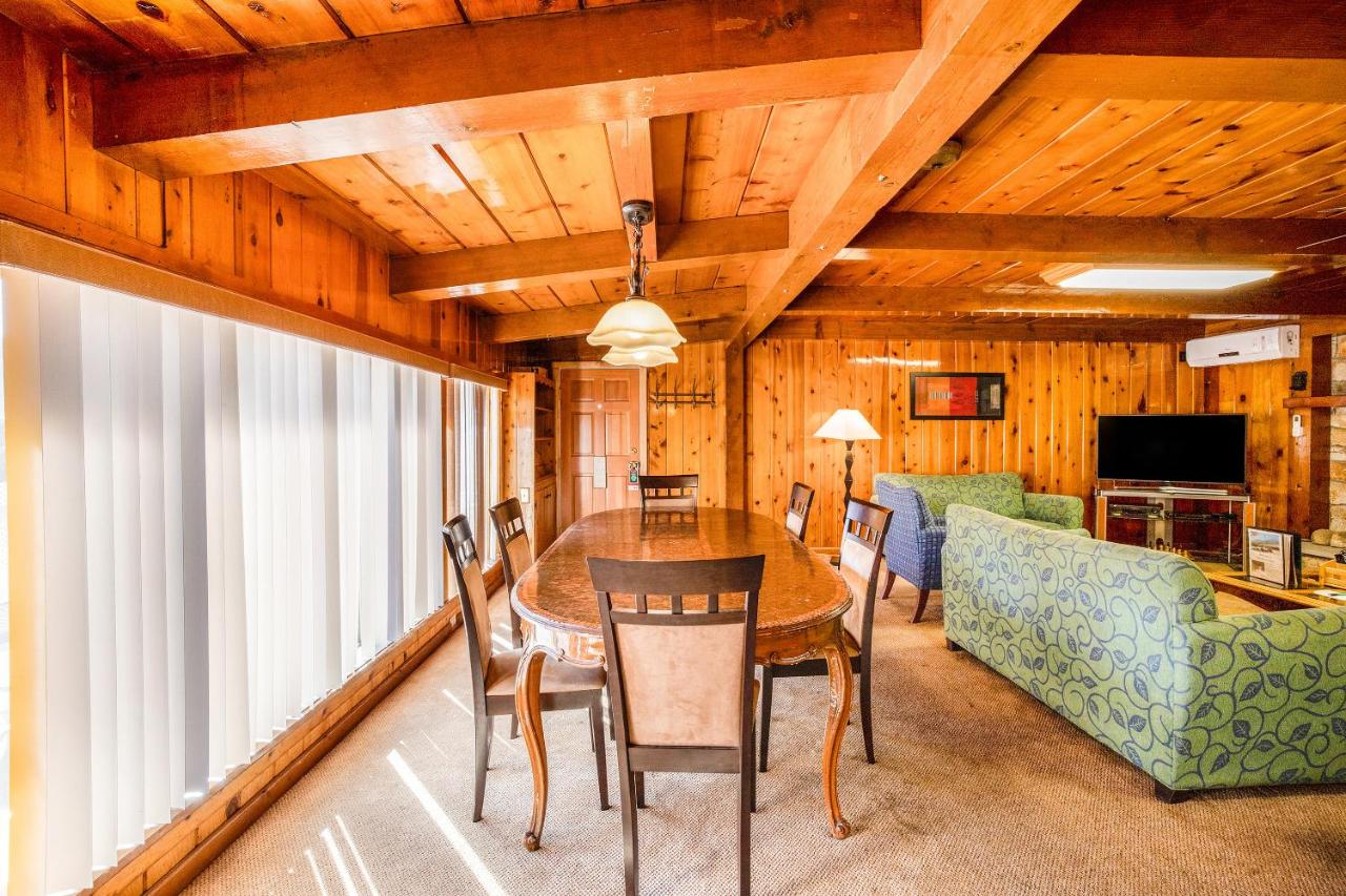 | The Kern Lodge