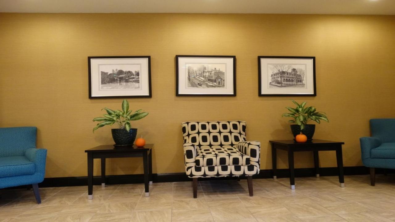 | Holiday Inn Express and Suites Montgomery, an IHG Hotel
