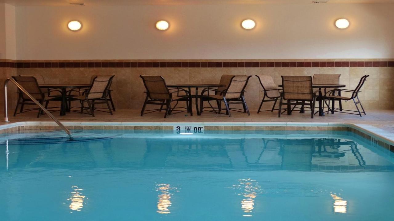 | Holiday Inn Express and Suites Montgomery, an IHG Hotel