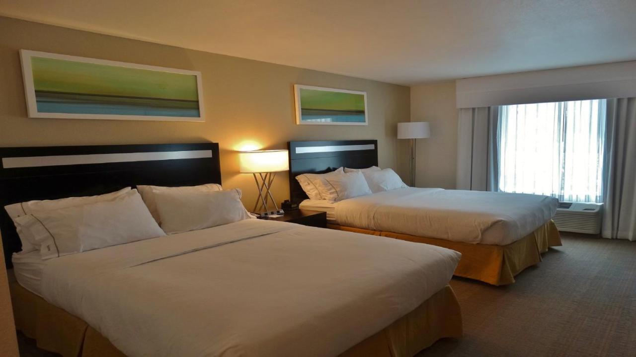 | Holiday Inn Express and Suites Montgomery, an IHG Hotel