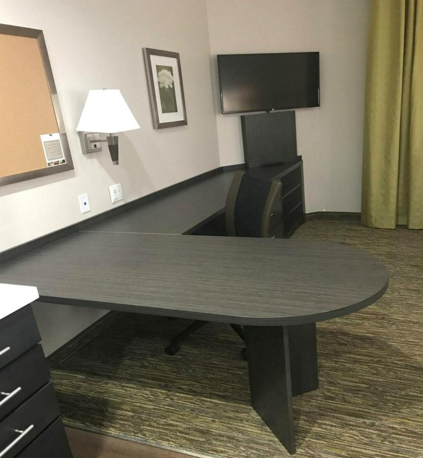 | Candlewood Suites Independence, an IHG Hotel