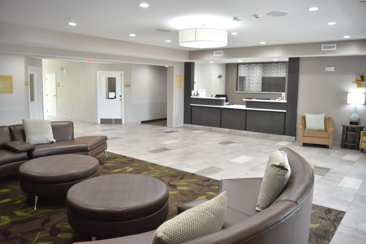 | Candlewood Suites Independence, an IHG Hotel