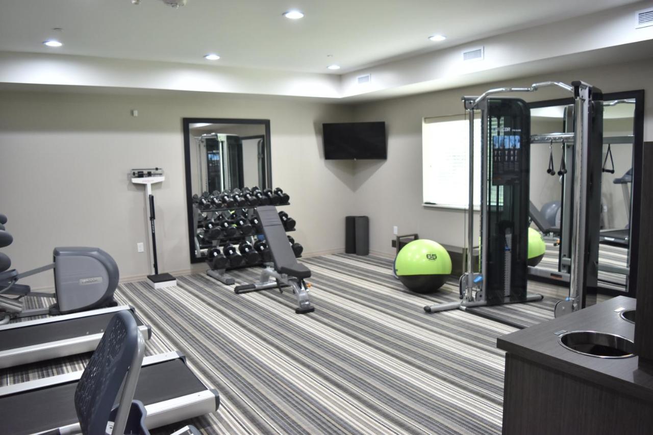 | Candlewood Suites Independence, an IHG Hotel