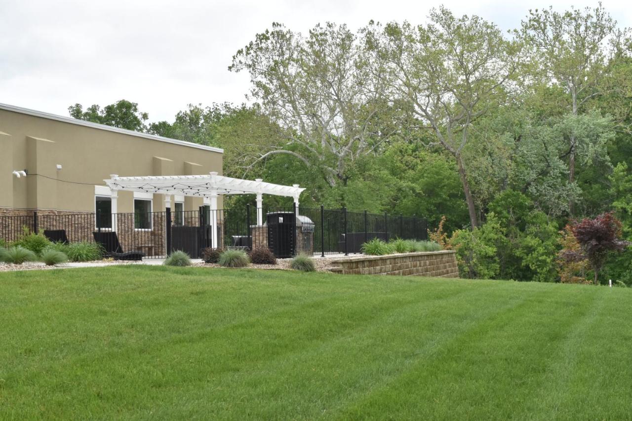 | Candlewood Suites Independence, an IHG Hotel